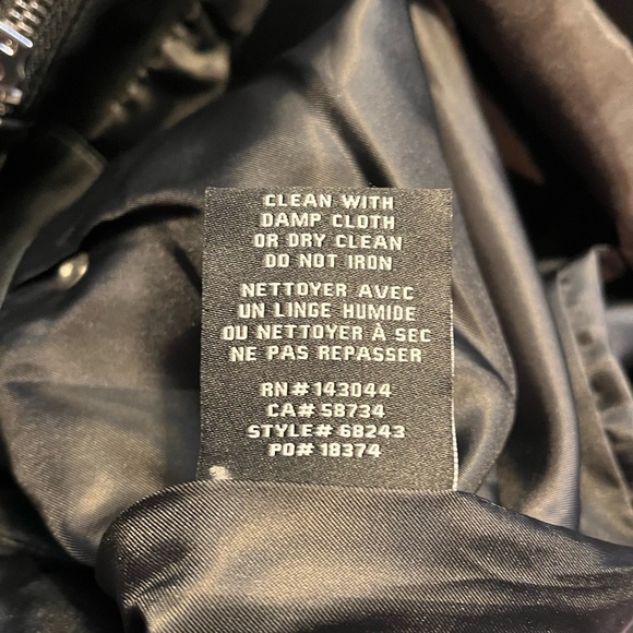 7 For All Mankind Faux Leather Skirt Size Large Black Zip front [free shipping!] - Picture 4 of 4